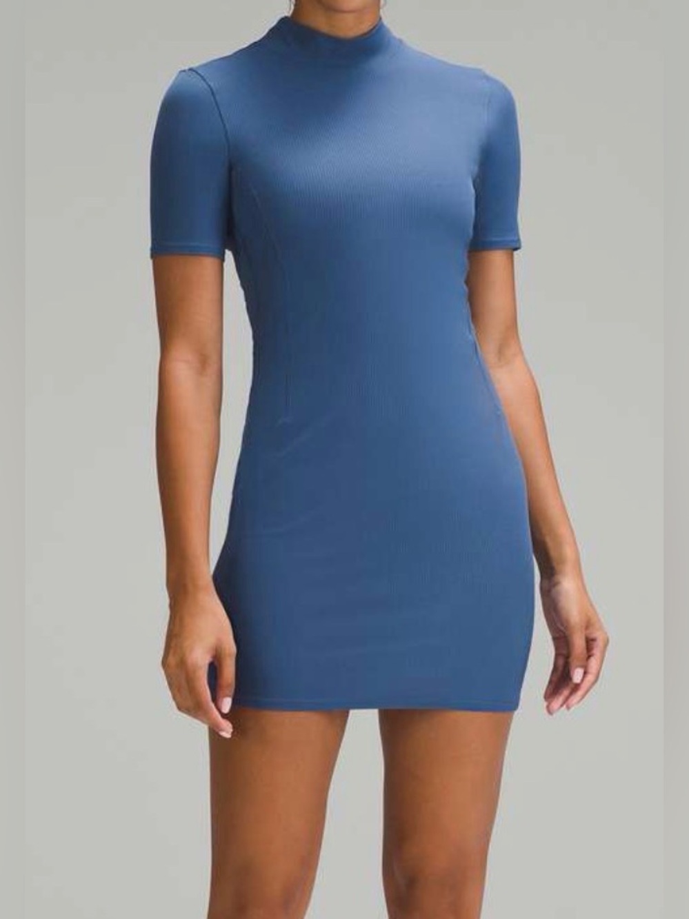 Lululemon Pitch Blue All Aligned Ribbed Short Sleeve Dress Womens 4 NWT